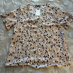 Stylish Women's Patterned Top